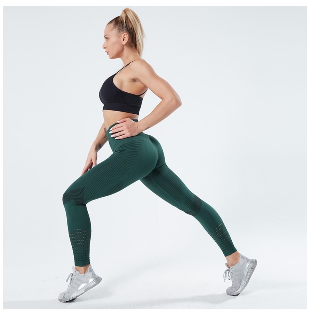 3/25$ Forest green seamless yoga pants yoga leggings M